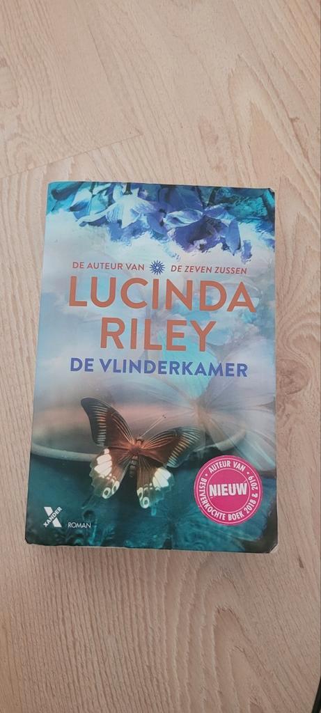 Lucinda Riley - De vlinderkamer, Boeken, Romans, Gelezen, Nederland, Ophalen of Verzenden