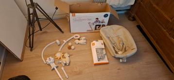 Stokke tripp trap newbornset, babyset  en baby mobiel beschikbaar voor biedingen