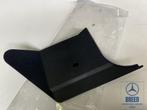 NOS bekleding A-stijl rechts zwart Mercedes-Benz W202 C208, -, Nieuw, Ophalen of Verzenden, -