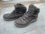 Lowa Taurus GTX Mid (zwart) Bergschoenen mt 42,5 eu, Ophalen of Verzenden, Gebruikt, Schoenen