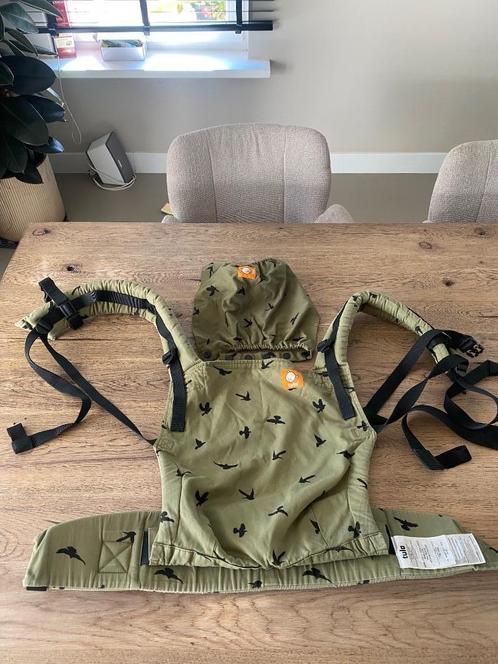 Tula Free to Grow Soar, Kinderen en Baby's, Babydragers en Draagdoeken, Zo goed als nieuw, Draagzak, Buik of Rug, Overige merken