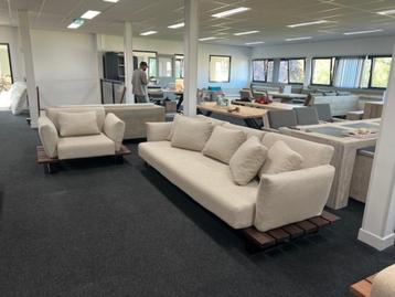 Loungebank Lora Sofaset met royale kussenset tuinset lounge beschikbaar voor biedingen