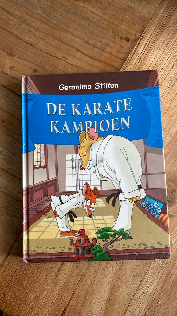 De Karate Kampioen - Geronimo Stilton, Ophalen of Verzenden, Zo goed als nieuw, Fictie algemeen