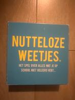 SPEL - nutteloze Weetjes, Drie of vier spelers, Ophalen of Verzenden, Zo goed als nieuw, Reisspel