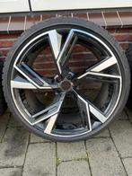 Originele Audi RS6 C8 22" Winterset met stoeprandschade, Ophalen, Gebruikt, 285 mm, Banden en Velgen