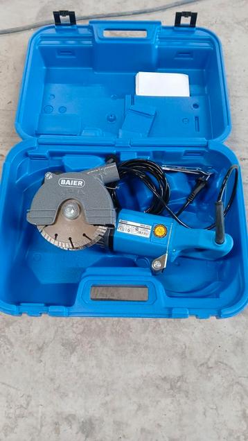 NIEUWE! Baier BDW 453 Muurfreesmachine / sleuvenzaagmachine. beschikbaar voor biedingen