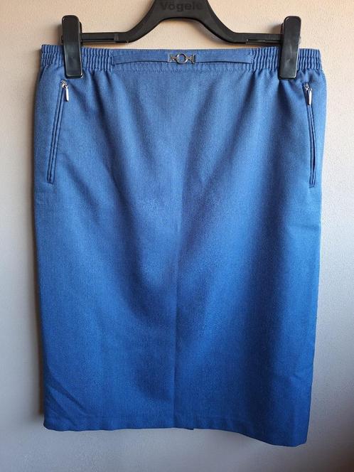 Blauwe gevoerde stretch rok van C&A, maat 42, Kleding | Dames, Rokken, Zo goed als nieuw, Maat 42/44 (L), Blauw, Ophalen of Verzenden