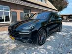 Porsche Approved Cayenne 4.8 Bi-Turbo Tiptronic S 2015 Zwart, Auto's, Automaat, Cayenne, Leder, Particulier