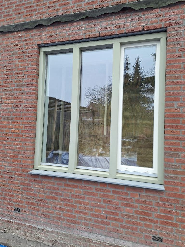 Raamkozijn, Doe-het-zelf en Verbouw, Kozijnen en Schuifpuien, Ophalen, Raamkozijn, Zo goed als nieuw, 150 tot 225 cm