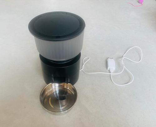 Furpro EasyFeed - Automatische Voerbak Voerautomaat kat-hond, Dieren en Toebehoren, Kattenvoerbakken en Drinkbakken, Zo goed als nieuw