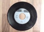single  The Kinks - Lola / Berkeley Mews , Gebruikt, 7 inch, Single, Ophalen of Verzenden