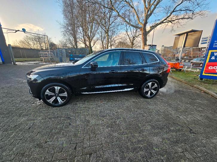 Volvo XC60 T6 Plug-in Hybrid 350pk Aut AWD 2023 Zwart, Auto's, Volvo, Particulier, XC60, Hybride Elektrisch/Benzine, Plug-in hybride