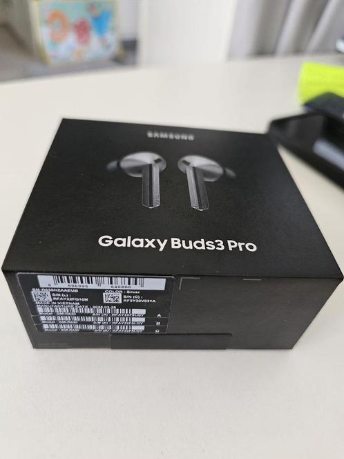 Samsung Galaxy Buds3 Pro NIEUW/ONGEOPEND/GARANTIE, Telecommunicatie, Mobiele telefoons | Oordopjes, Nieuw, In gehoorgang (in-ear)