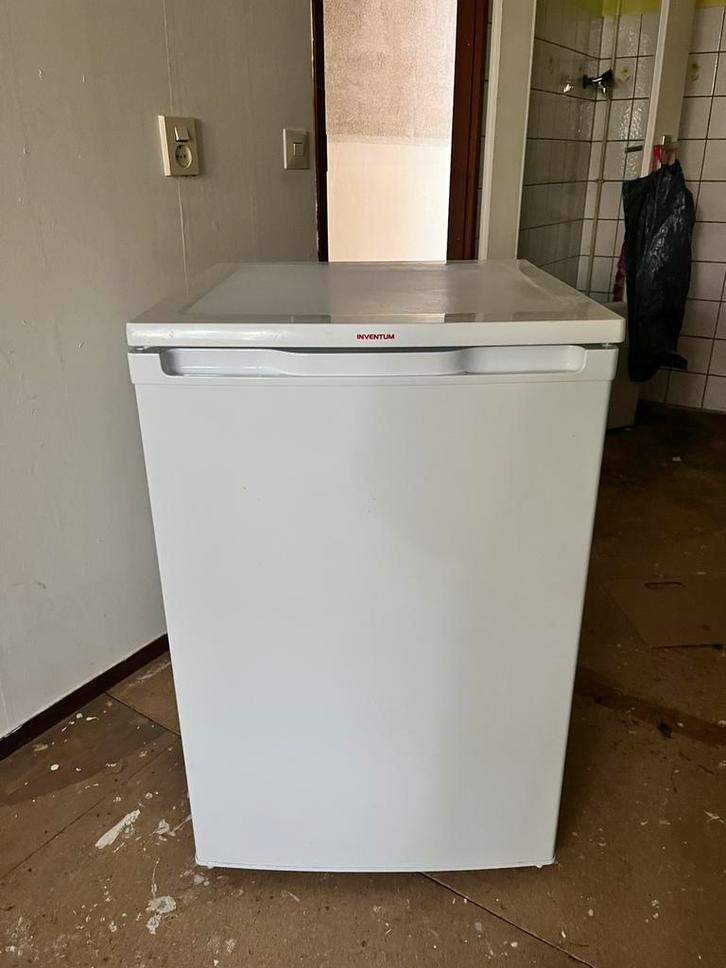 Koelkast Tafelmodel Inventum KK550, Witgoed en Apparatuur, Koelkasten en IJskasten, Zonder vriesvak, 100 tot 150 liter, Ophalen