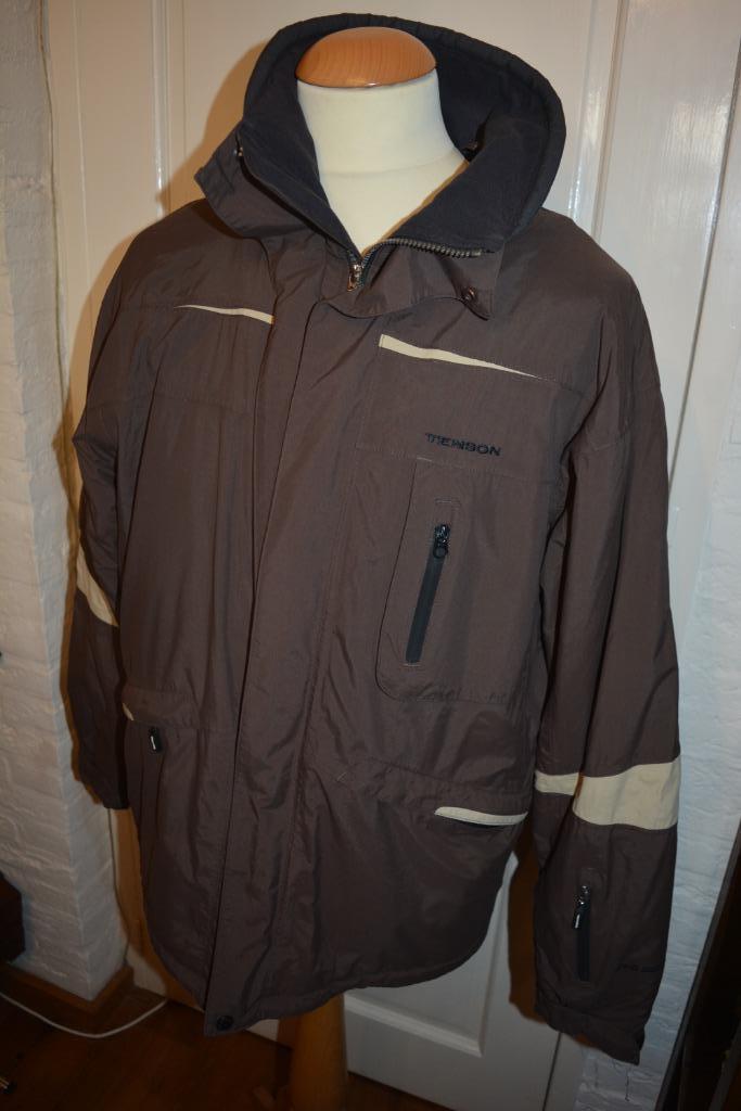 Tenson, donker bruin MPC winter jas, mt M, Kleding | Heren, Jassen | Winter, Zo goed als nieuw, Maat 52/54 (L), Bruin, Ophalen of Verzenden