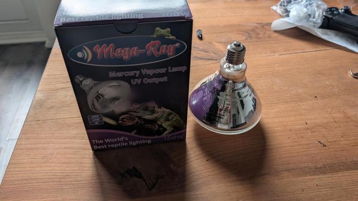 2 basking lampen 160 watt, Dieren en Toebehoren, Reptielen en Amfibieën | Toebehoren, Zo goed als nieuw, Verlichting, Ophalen