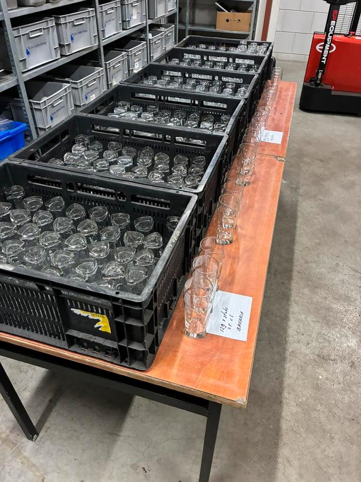 Te koop partij van 500 stuks bierglas bierglazen, Huis en Inrichting, Keuken | Servies, Zo goed als nieuw, Glas of Glazen, Overige stijlen