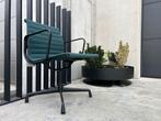 Vitra Eames EA108 stoel, showroommodel, Huis en Inrichting, Bureaustoelen, Verzenden, Nieuw, Overige kleuren
