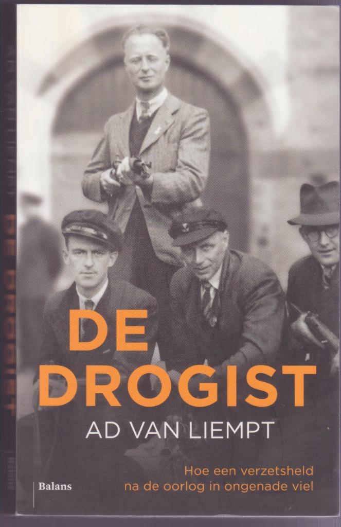 Ad van Liempt * De drogist, Boeken, Oorlog en Militair, Gelezen, Algemeen, Tweede Wereldoorlog, Ophalen of Verzenden