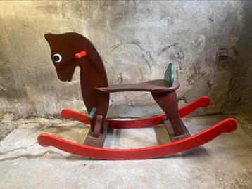 Houten Hobbelpaard ca 125cm beschikbaar voor biedingen