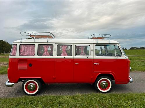 Gerestaureerde VW T2 camperbus, Auto's, Oldtimers, Bedrijf, Volkswagen, Benzine, Handgeschakeld, Ophalen