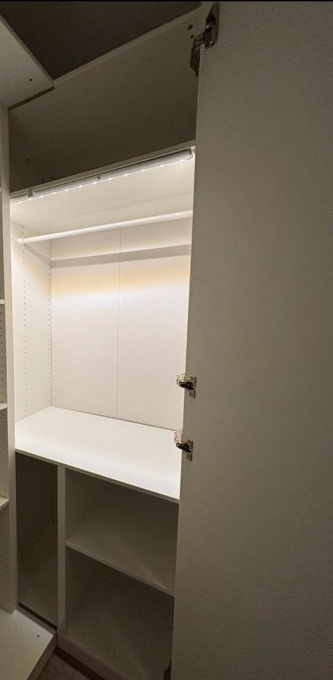 Pax kast 1 meter breed met verlichting, met of zonder deuren, Huis en Inrichting, Kasten | Kledingkasten, Zo goed als nieuw, 200 cm of meer