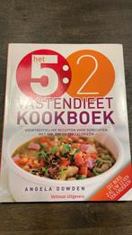 Angela Dowden - Het 5:2 vastendieet kookboek, Boeken, Ophalen of Verzenden, Zo goed als nieuw, Angela Dowden