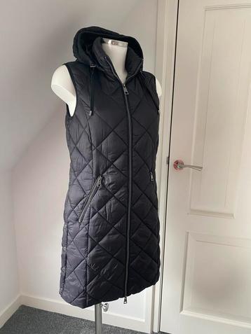 (NIEUW) Prachtige lange zwarte Barbara Lebek Bodywarmer mt S beschikbaar voor biedingen