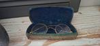 Zeer oud brilletje in harde koker met stof., Antiek en Kunst, Ophalen of Verzenden