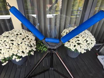 Preston Tripod hengelsteunen & V Afsteek roller beschikbaar voor biedingen