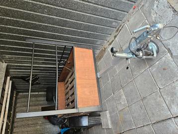 aanhanger beschikbaar voor biedingen