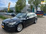 BMW 5-serie Touring 520i Corporate Lease Business Line Editi, Automaat, Achterwielaandrijving, Zwart, 4 cilinders