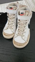 Mooi Nike hoge schoenen maat 28.5, Ophalen, Zo goed als nieuw, Jongen, Schoenen