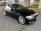 BMW 3-Serie 3.0 I 335 Coupe 2006 Zwart, Auto's, BMW, Achterwielaandrijving, Zwart, 4 stoelen, Zwart