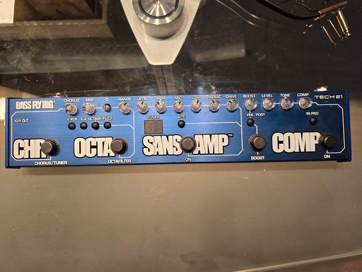 Tech 21 Sansamp Fly Rig V1 Bass Preamp - Topstaat!, Muziek en Instrumenten, Effecten, Zo goed als nieuw, Chorus, Delay of Echo