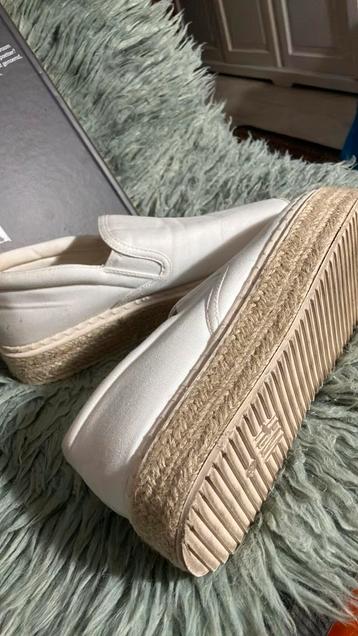 Bundel sneakers- gympen maat 38 en 39 beschikbaar voor biedingen