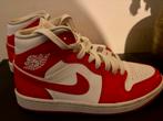 Nike Air Jordan 1 Mid Syracuse | Red-White | Maat 38, Kleding | Dames, Schoenen, Nike, Ophalen of Verzenden, Sneakers of Gympen