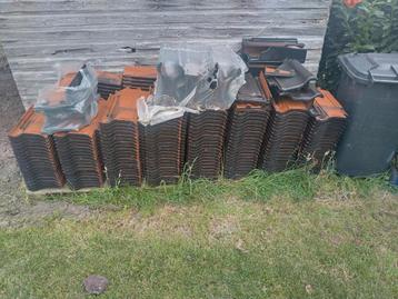 Nibra 190-010 zwart verglaasde dakpan beschikbaar voor biedingen