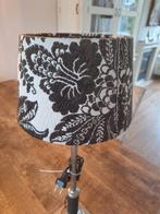 Klassieke tafellamp mooie kap, Huis en Inrichting, Lampen | Lampenkappen, Ophalen of Verzenden, Zo goed als nieuw, Wit, Rond