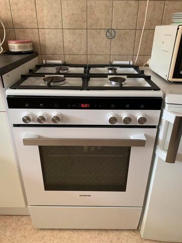 Siemens gasfornuis met elektrische oven beschikbaar voor biedingen