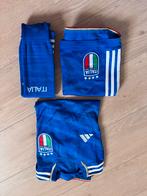 Italiaans tenue in maat 176, Sport en Fitness, Voetbal, Maat XS of kleiner, Ophalen of Verzenden, Set