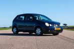 Volkswagen Polo 1.4 74KW 2004 Blauw, Auto's, Voorwielaandrijving, Zwart, 4 cilinders, Blauw