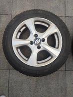 Toyota Yaris 15 inch winterbanden met lichtmetalen velgen, Auto-onderdelen, Banden en Velgen, Ophalen