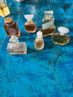 Set mini parfum flesjes, Ophalen, Zo goed als nieuw, Miniatuur
