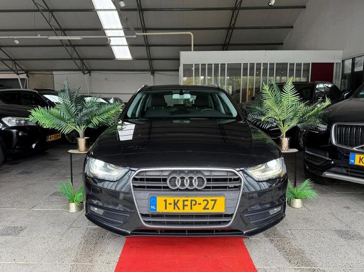 Audi A4 Avant 2.0 TDI AUTOMAAT FACELIFT XENON! 2012, Auto's, Audi, Bedrijf, Te koop, A4, ABS, Airbags, Airconditioning, Alarm