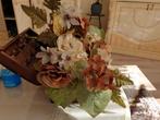 Houten mandje met kunstbloemen, Ophalen, Zo goed als nieuw