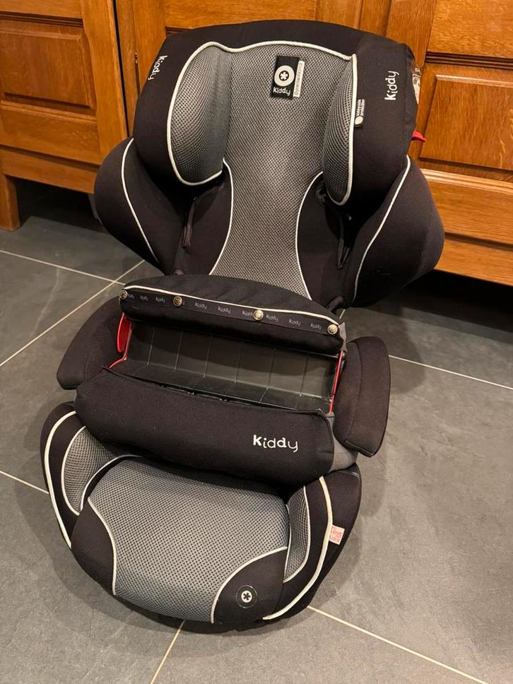 Kiddy Guardianfix Pro 2 – meegroeiende autostoel in topstaat, Kinderen en Baby's, Autostoeltjes, Zo goed als nieuw, Overige merken