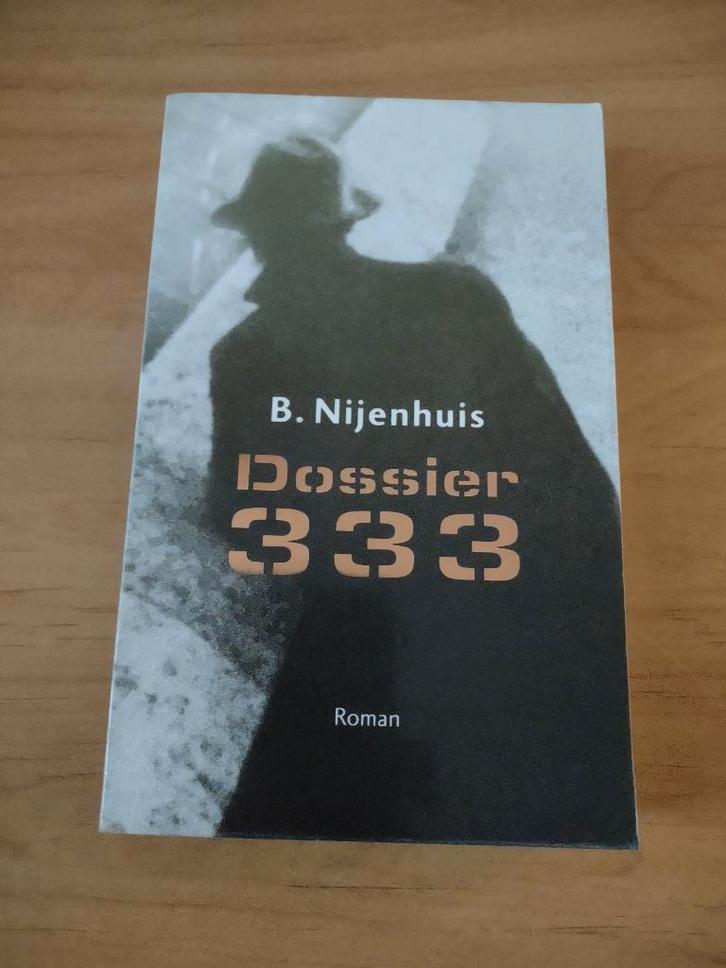 Dossier 333- B Nijenhuis, Boeken, Literatuur, Gelezen, Ophalen of Verzenden