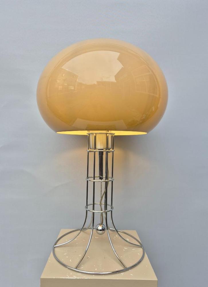 Vintage tafellamp - Herda - Jaren 70, Huis en Inrichting, Lampen | Tafellampen, Zo goed als nieuw, 50 tot 75 cm, Kunststof, Metaal