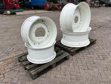 New Holland W12x28 en DWW 18x38 verstelbare velgen  beschikbaar voor biedingen
